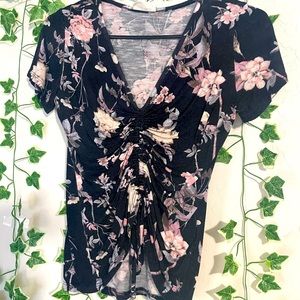 Size small floral adorable top